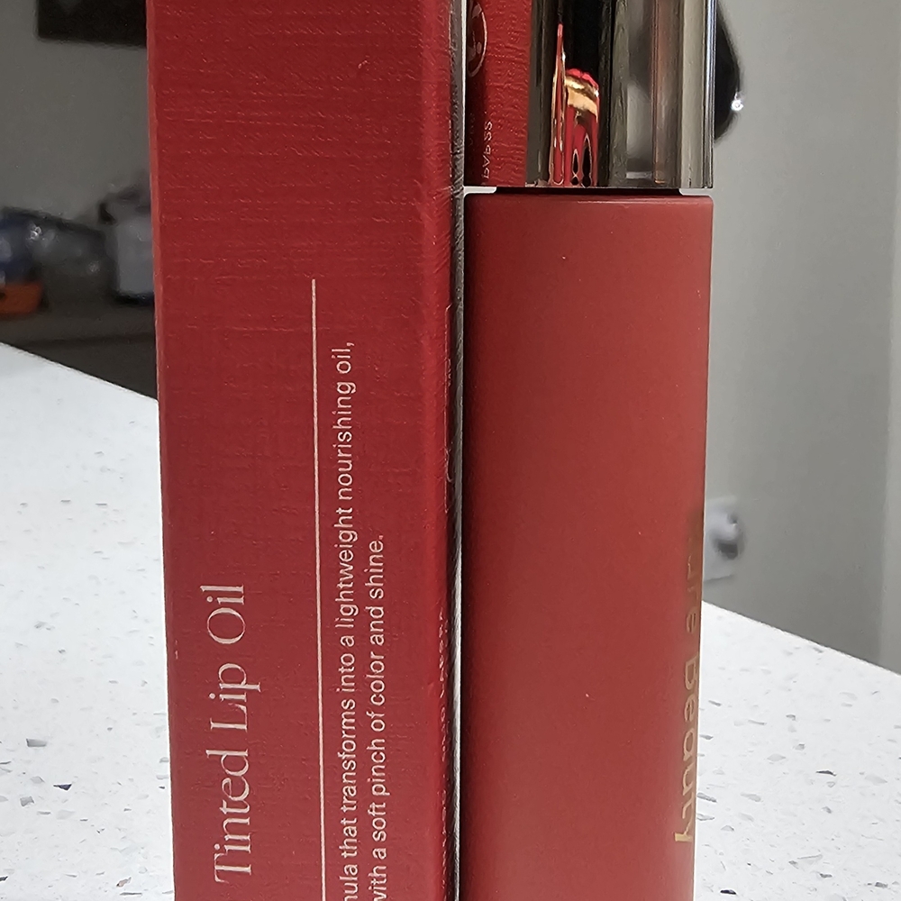 Rare beauty soft pinch  tinted lip oil